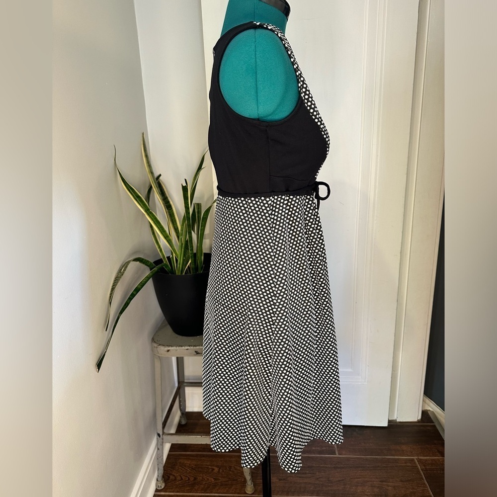 Motherhood Maternity Black White Polka Dots Sleeveless Knit Size small Dress - Picture 4 of 11